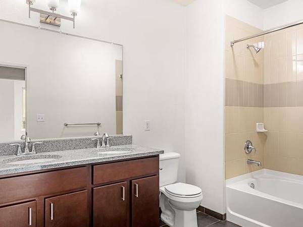 $3,183 / 2br - 898ft2 - Black or Stainless-Steel Appliances, ADA Modified Units Available (Kapolei)63686691850243121