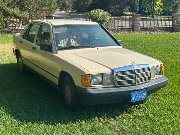 1984 Mercedes-Benz 190D - Classic Barn Find - $4,400 (Elk Grove)63619461530369122