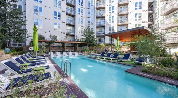 $2,486 / 2br - 768ft2 - Bike Storage, Fitness Cub with Virtual Training (Austin, Texas)63922559011843122