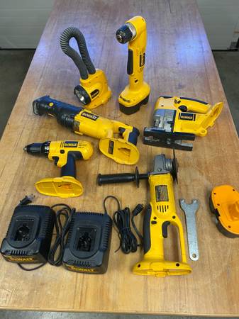 Dewalt 18volt tools 1