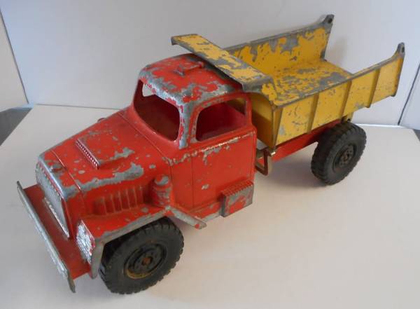 Metal Toy Dump Truck 10 inches Long 1