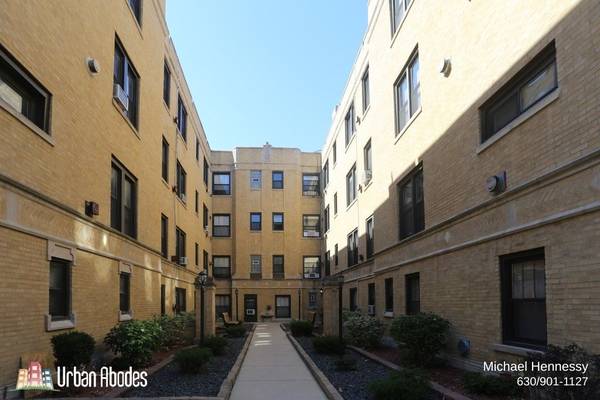 $1,450 / 400ft2 - Memorable Studio, 1 Bath in Lakeview, Available: 10/1/2025 (Lakeview)63898985031683120