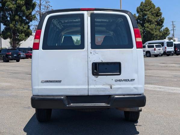 2005 Chevrolet Express 2500 Chevy - Photo 6
