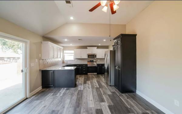 $1,000 / 3br - 1566ft2 - Encantadora casa unifamiliar (Greenwood)63842334368257122