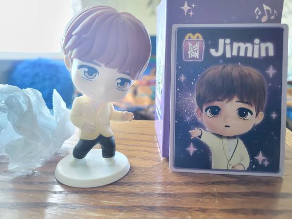 BTS TinyTan McDonald's Toy Jimin Purple Box 1