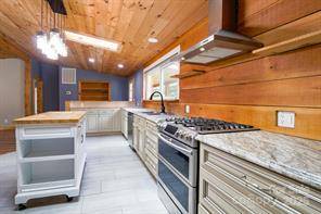 $479,000 / 3br - 2163ft2 - 3113 Revere Road (Marshall)64029206676097122