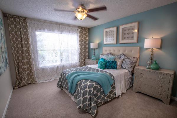 $1,900 / 2br - 2 Bedroom, Water Included, Available ASAP, Resort Amenities (West Palm Beach)64049277501697122
