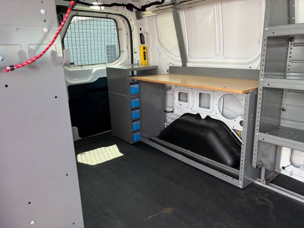 2022 Ford Transit - Photo 7