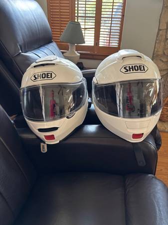 Two Shoei Neotec size large 1