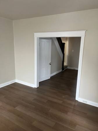 $1,250 / 2br - Duplex located on East Ave. (Hagerstown)63896038623362121