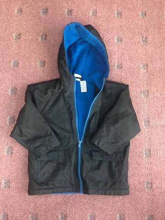 Kids size XS Waterproof, lined jacket (youth 5/6) 1