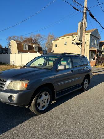 2006 Toyota Highlander limited - $4,200 (Saugus)63469900721411122