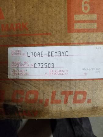 YANMAR DIESEL ENGINE BRAND NEW 1