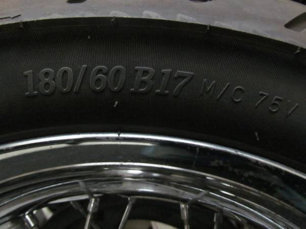 Harley Dyna 17/19 ruedas de alambre con neumáticos - $800 (Grass Valley, CA)63470454224131123