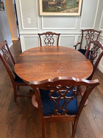 Solid Wood Dining Room Table and Chairs 1
