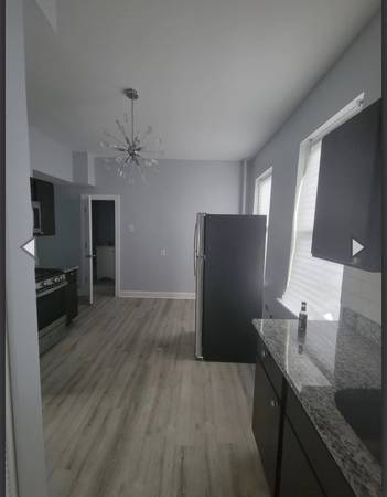 $1,400 / 2br - !!1 Month Free Rent!! Updated 2bed/1bath with microwave! (Chicago)63960012298371123