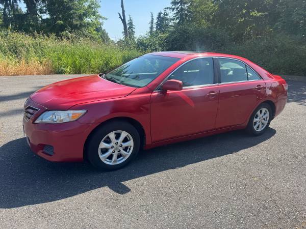 2011 Toyota Camry, 79,000 millas reales - $4,500 (Edgewood)63441682019843121