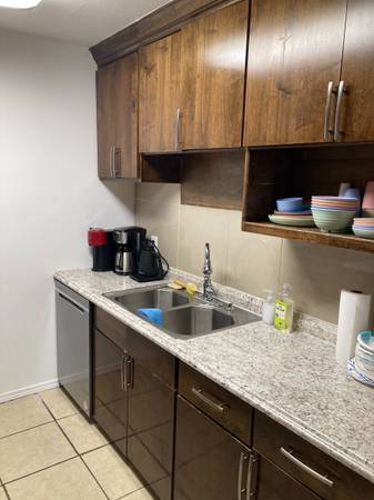 $1,500 / 2br - Furnished Pet Friendly 2-2 apartment (Central Santa Fe)63659798473347124