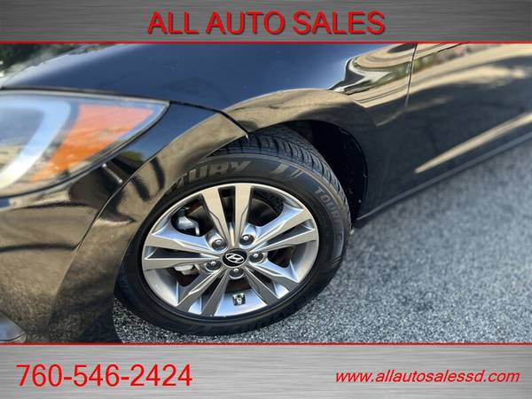 2018 Hyundai ELANTRA SEL - $7,99563624734835969121