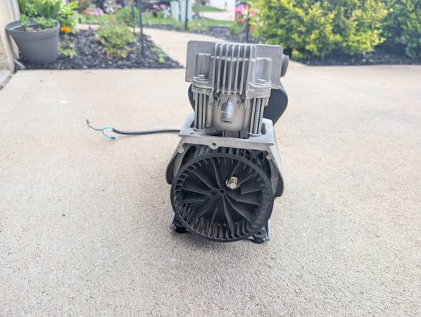 2HP 155 PSI Air Compressor Motor with Direct Drive Pump - $100 (Fairborn)63443911577729124