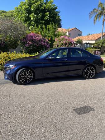 2020 Mercedes C300 Sedan - Un solo propietario, pocos kilómetros, totalmente revisado - $26,750 (Cardiff by the Sea)63618407910913122