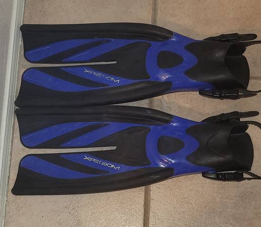M-L Tusa Split Scuba Diving Fins open heel 1
