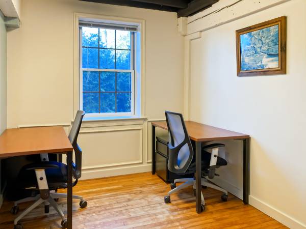 Prestigious Office & Full Admin Support: 5 Star Experience 1