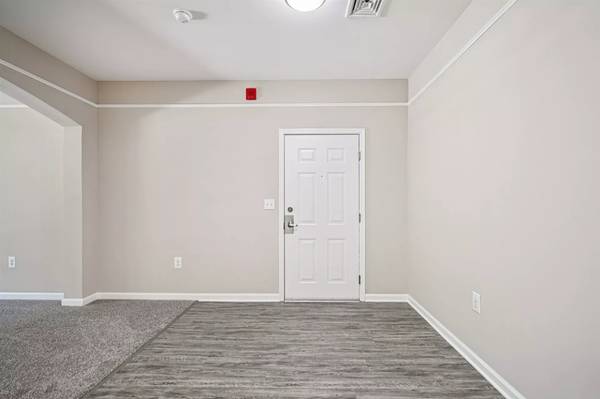 $1,596 / 1br - 771ft2 - Central location in Coatesville. 1 Bed, 1 Bath! Stop by for a tour! (Coatesville)64024498502786121
