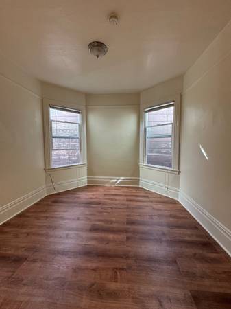 $3,995 / 2br - 1200ft2 - 2-3 habitaciones/1 baño Hermoso/Apartamento espacioso en el último piso de North Beach (north beach / telegraph hill)63668028340867123