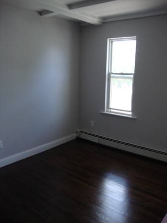 $2,250 / 1br - 650ft2 - North Quincy: Piso superior de 1 habitación + despacho con cocina moderna. Camina a la línea roja (North Quincy)63828556625793123