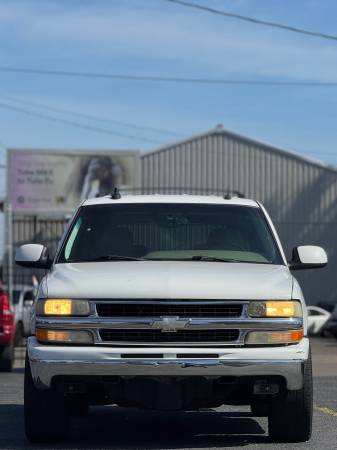 2003 Chevrolet Tahoe LT // Clean Title // - $2,999 (Fully Loaded// PRICED TO SELL!!)63618430127617121