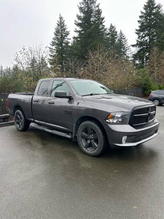 2022 RAM 1500 Classic 1