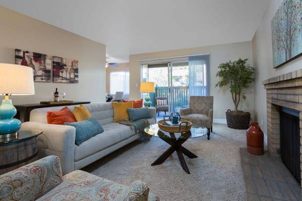 $2,349 / 1br - 776ft2 - 1BD 1BA, Quartz countertops, Walk-in closets (hayward / castro valley)63682779572097123