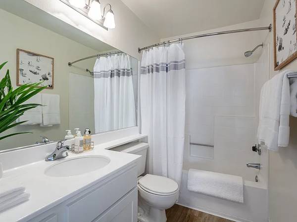 $660 / 2br - SPACIOUS BRIGHT BEDROOM OFFERED FOR RENT (Missoula)63656942180611122