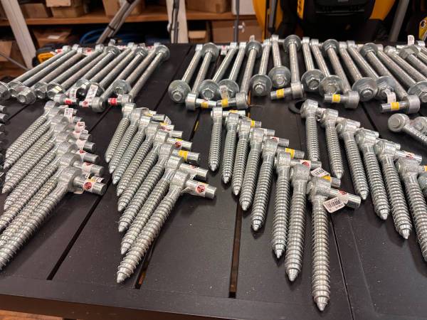 National Hardware Bolt Hooks/Fencing 1