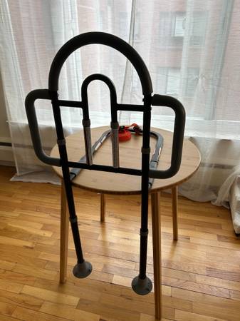 bed rail-adjustable 1