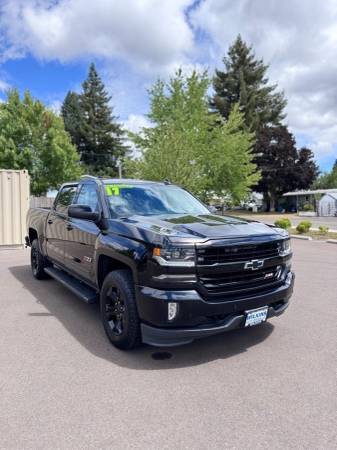 2017 Chevrolet Silverado 1500 4x4 - Photo 3