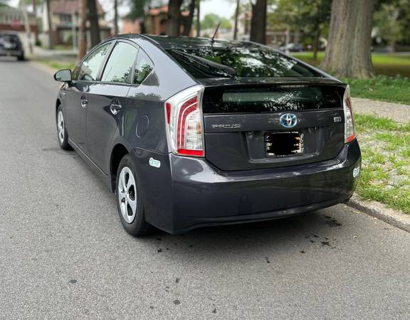 Toyota Prius - $9.800 (Nueva York)63473249316225123