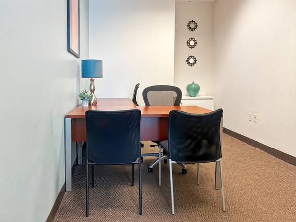 $2,699 25% OFF Your new office awaits!🍂💸🏢😊🍂 (petaluma)64017515697154120