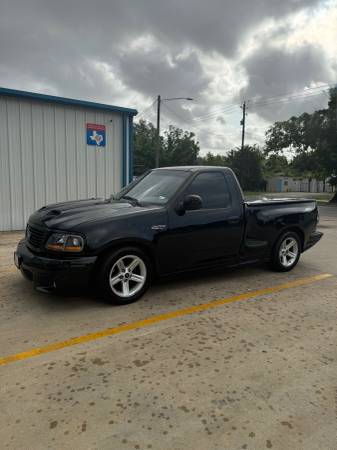 2004 Ford F-150 SVT Lightning - $32,000 (South Houston)63622465638659122
