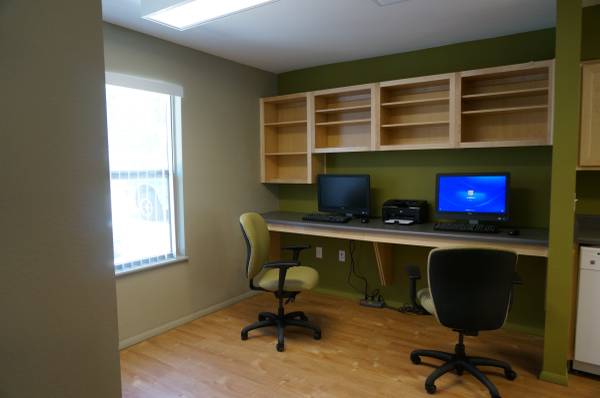 $1,035 / 2br - Mesa Del Norte Apartments (Los Alamos)63659885255297122