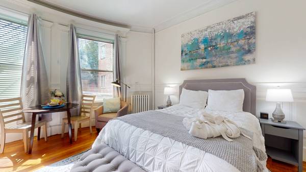 $3,300 Brookline Room in Studio | Near Saint Mary's Street63810039868419120