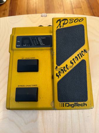 激レア Digitech XP300 Space Station bvlgyoz4kbmdbhrnomoa.jpg
