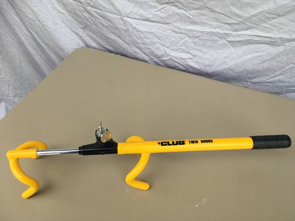 Steering Wheel Lock 1