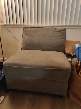 single sofa 1