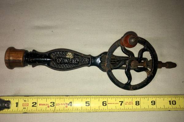 Vintage O.W.B. Hand Drill 1