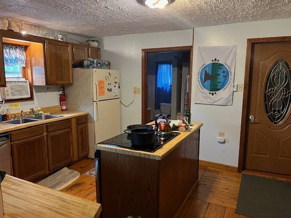 $950 Lakefront - 2 Rooms for Rent! (Barrington)63932056258690122