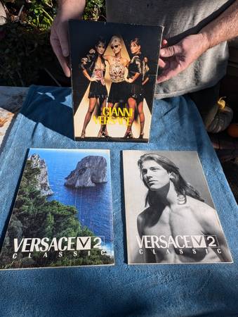 VERSACE CLASSIC magazines 1