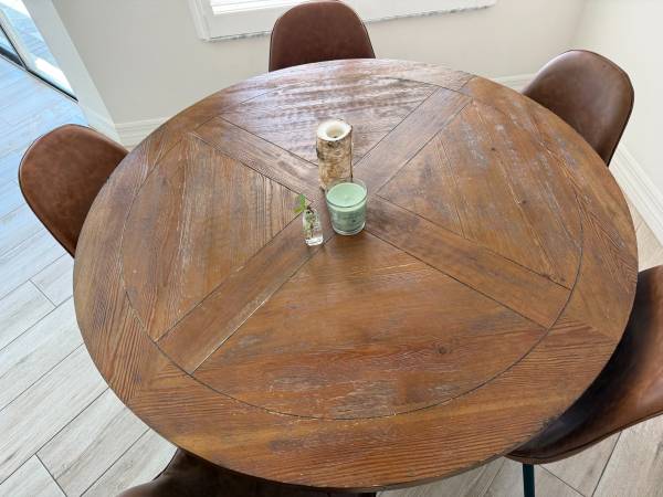 Ashbaugh Pine Round Dining Table by Greyleigh 1
