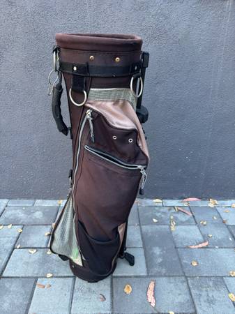 Golden Bear Golf Bag - Reduced! - $25 (Burlingame)63471476103299123